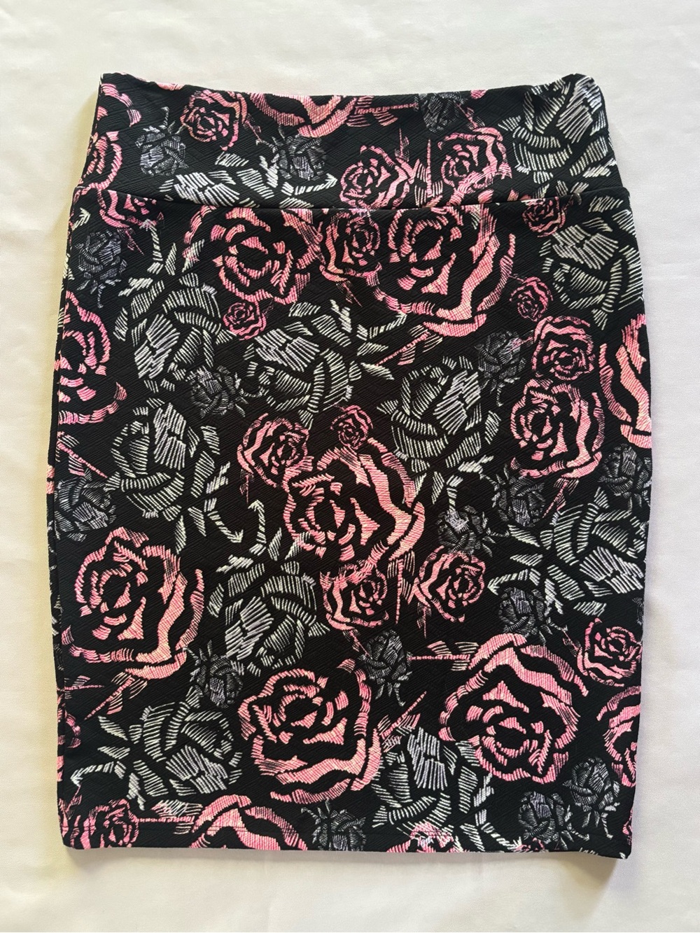 LuLaRoe Vintage Black and Pink Rose Cassie Pencil Skirt